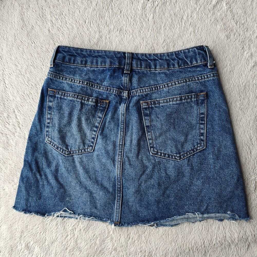 Topshop Moto Denim Mini Skirt Women's 6 Zip Up Mid Wash Blue Raw Hem Y2K 90s - Picture 5 of 7